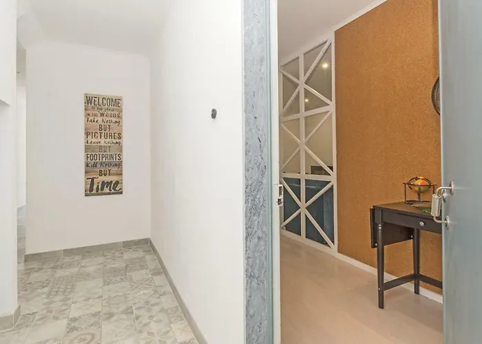 Orangetreehouses Montijo