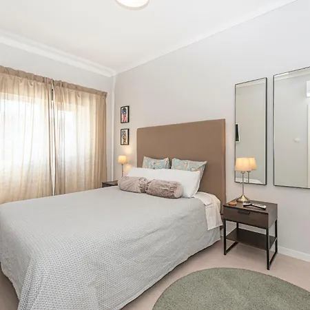 Orangetreehouses Montijo