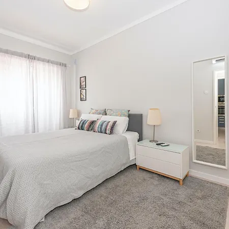 Orangetreehouses Apartment
