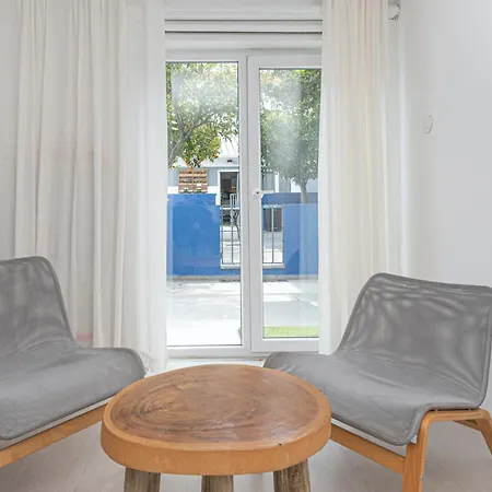 Orangetreehouses Montijo